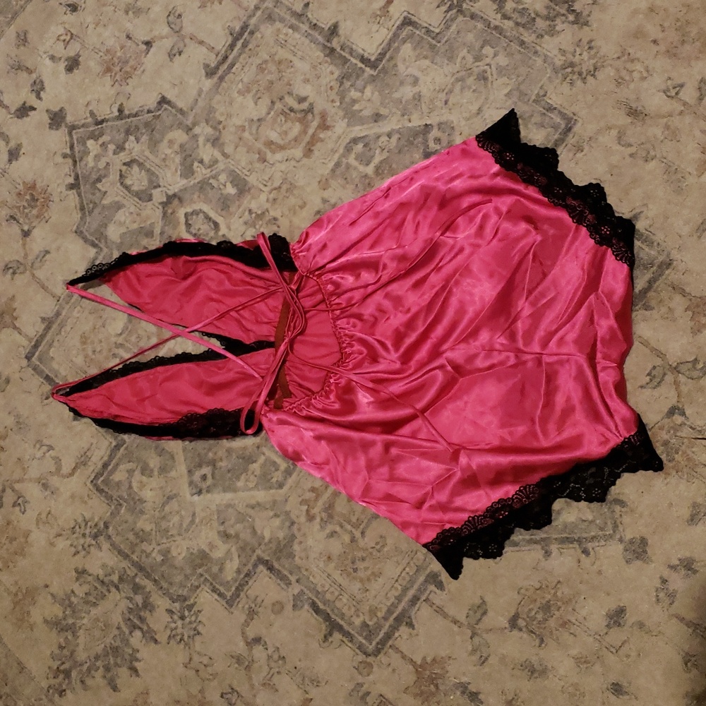 Elegant Pink Lace Trim Women's Romper - Picture 4 of 4